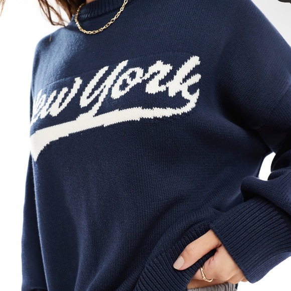 Cotton On New York graphic crew neck sweater in navy - Picture 2 of 3